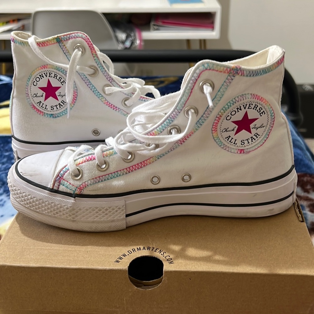 Platform Converse